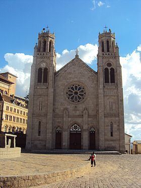 Immaculate Conception Cathedral, Antananarivo httpsuploadwikimediaorgwikipediacommonsthu