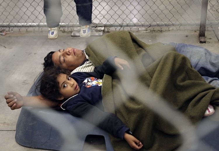 Immigration detention Focusing US immigration detention costs