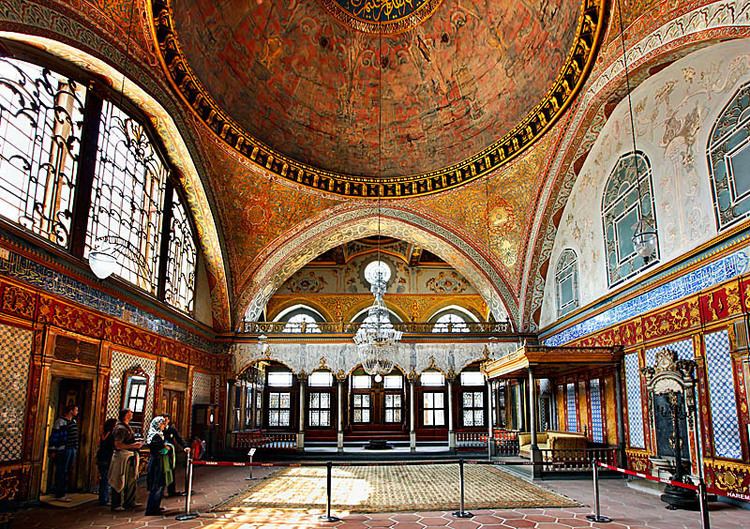 Imperial Harem The Harem Imperial Hall a photo from Istanbul Marmara TrekEarth