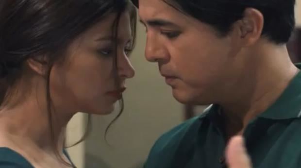 In the Name of Love (2011 film) movie scenes Angel Locsin and Aga Muhlach in a scene on their hit movie In the Name of Love 