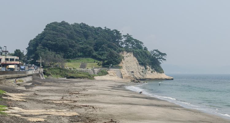 Inamuragasaki FileInamuragasaki Peninsula and Shichirigahama Beach 130809 7jpg