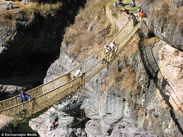 Inca rope bridge Andes villagers rebuild ancient Inca walkway 100ft above river using