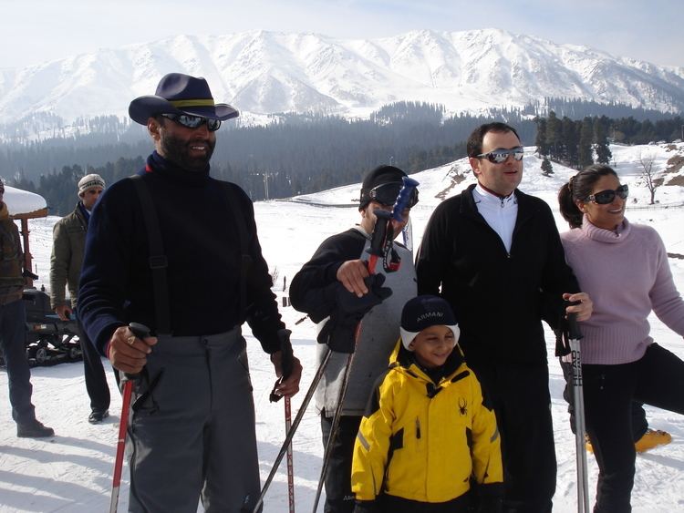 Indian Institute of Skiing and Mountaineering VIP Visits Indian Institute of Skiing and Mountaineering Gulmarg
