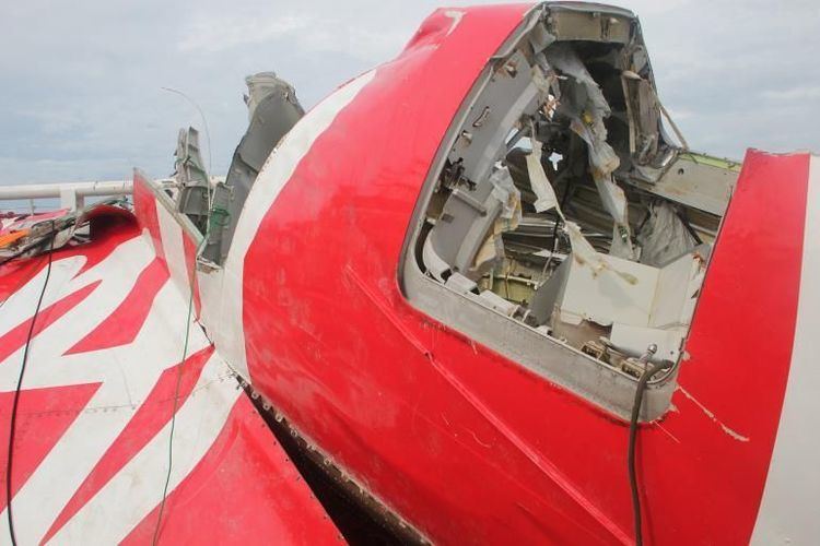 Indonesia AirAsia Flight 8501 Flight 8501 Indonesian Search Teams Believe Crashed Flight39s