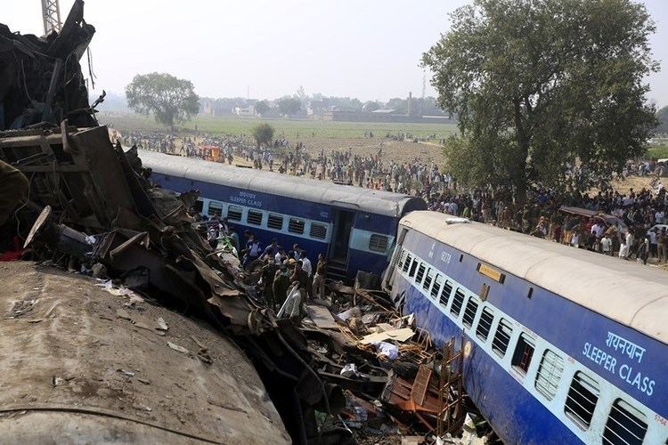 Indore–Patna Express PHOTOS Indore Patna Express derails Over 120 killed 200 injured