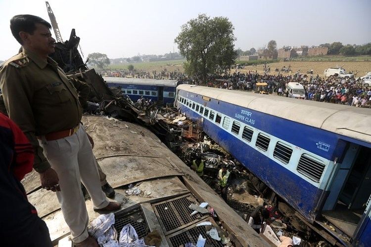 Indore–Patna Express PHOTOS Indore Patna Express derails Over 120 killed 200 injured