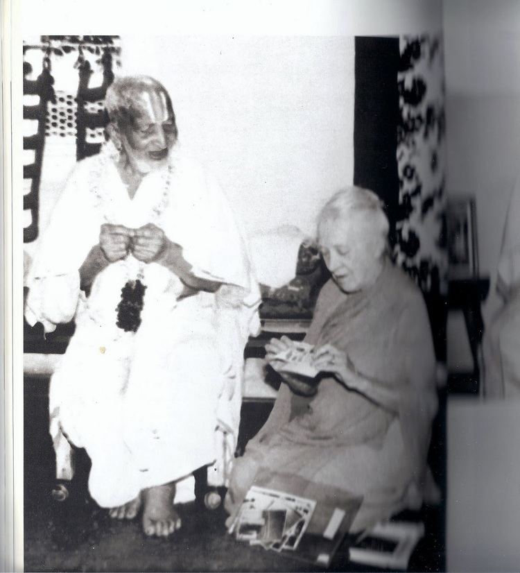 Indra Devi Krishnamacharyas Original Ashtanga Vinyasa Krama Yoga at