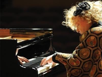 Ingrid Fuzjko V. Georgii-Hemming Ingrid Fuzjko Hemming piano recital at Cadogan Hall