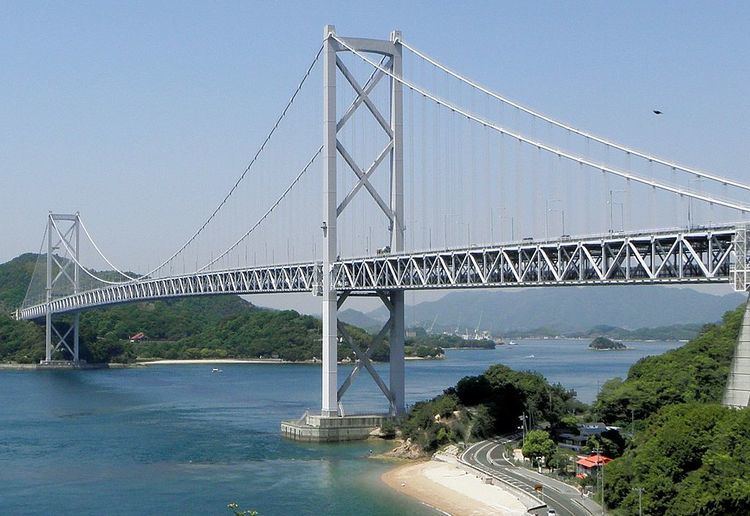 Innoshima Bridge httpsuploadwikimediaorgwikipediacommonsthu