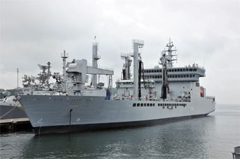 INS Shakti (A57) No36 Japan Defense Focus MEETING WITH FOREIGN LEADERS