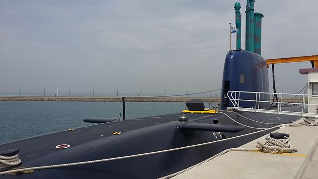 INS Tanin Ynetnews News Sneak peek into topoftheline IDF submarine