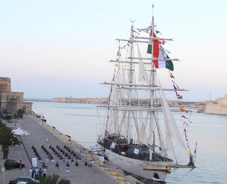 INS Tarangini (A75) INS Tarangini celebrates Yoga Day in Malta Indian Navy
