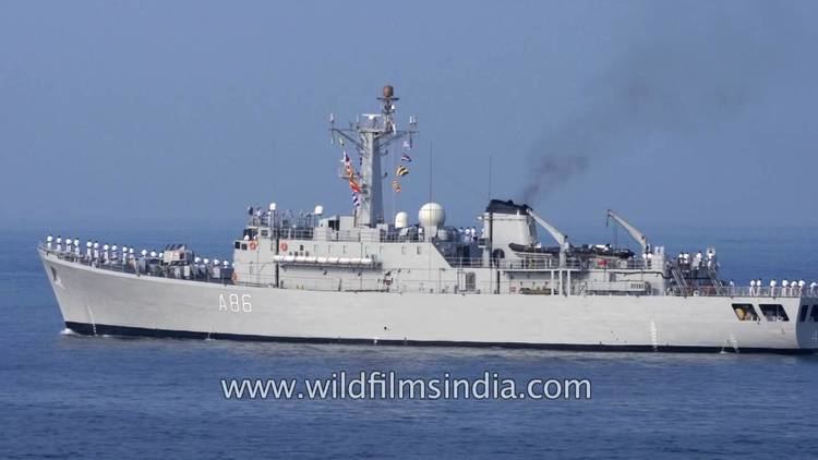 INS Tir (A86) Indian Navy39s cadet training ship INS Tir A86 YouTube