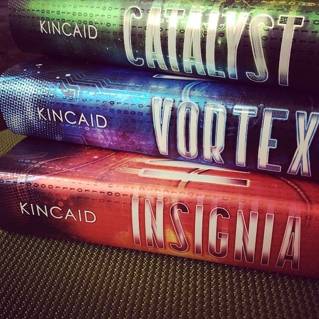 Insignia trilogy Series Guide INSIGNIA by SJ Kincaid Epic Reads Blog