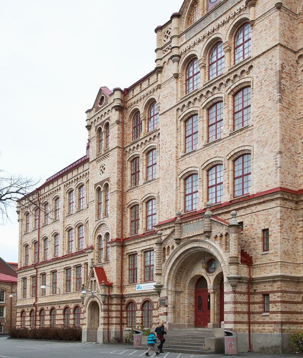 International School of the Gothenburg Region ISGR Campuses