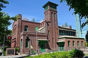 Interstate Firehouse Cultural Center httpsuploadwikimediaorgwikipediacommonsthu