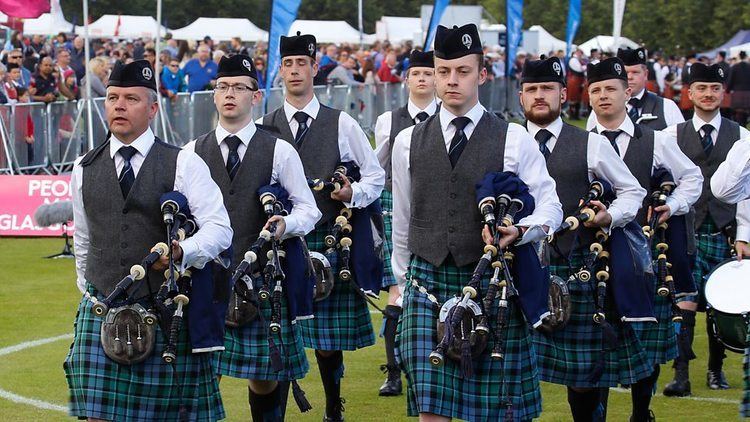 Inveraray & District Pipe Band httpsichefbbcicoukimagesic976x549p02zrvv
