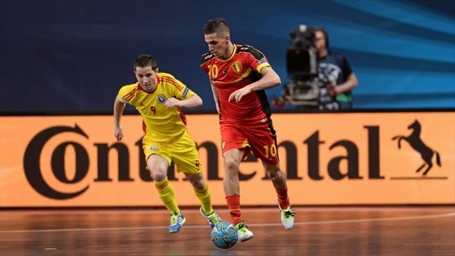 Ion Al-Ioani Aziz Hitou Belgium Ion AlIoani Romania Futsal EURO nav