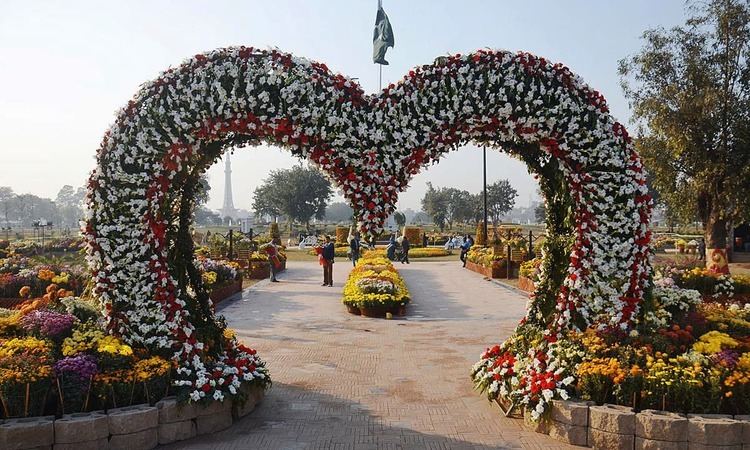 Iqbal Park Greater Iqbal Park Colourful display of flowers and fountains