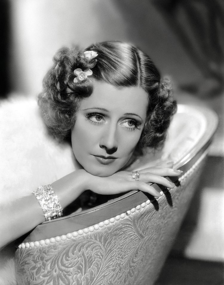 Irene Dunne Irene DunneAnnex