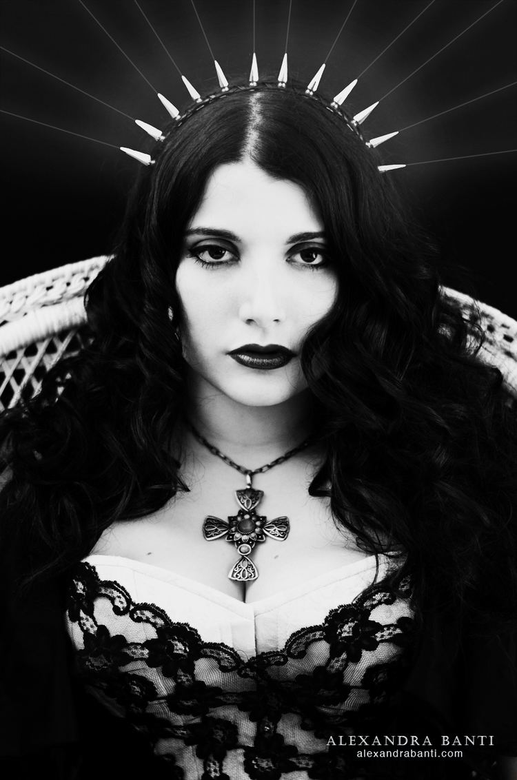 Irina Ionesco Irina Ionesco Samo Tako