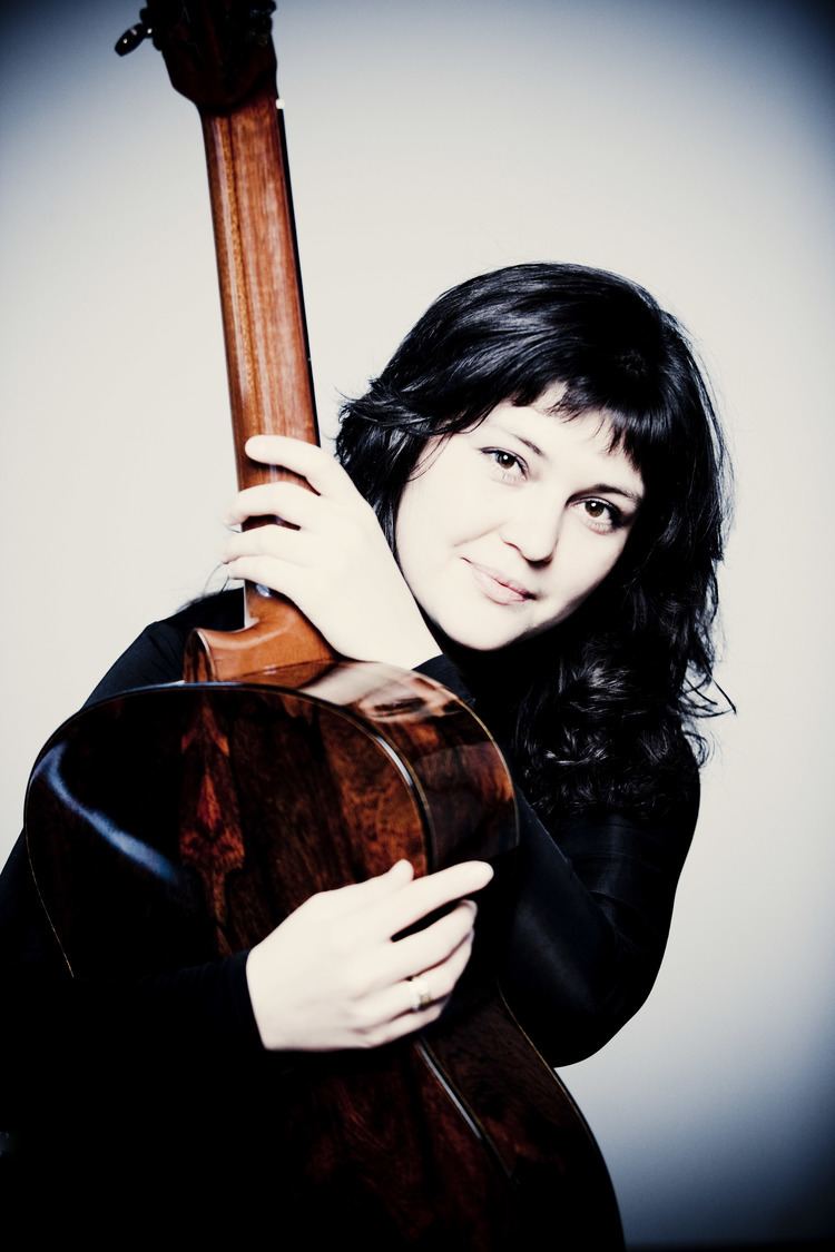 Irina Kulikova (classical guitarist) Irina Kulikova classical guitarist Wikipedia the free