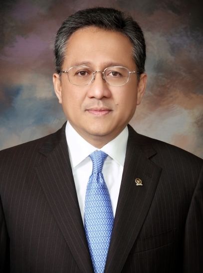 Irman Gusman httpsuploadwikimediaorgwikipediacommonsbb