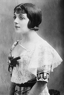 Irène Bordoni httpsuploadwikimediaorgwikipediacommonsthu