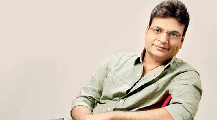 Irshad Kamil Involving poetry in lyrics a welcoming move Irshad Kamil The