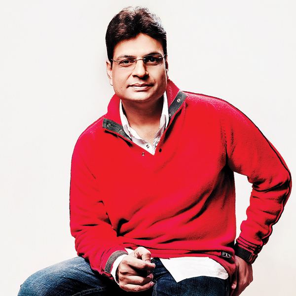 Irshad Kamil Only 10 minutes of good literature makes a better person