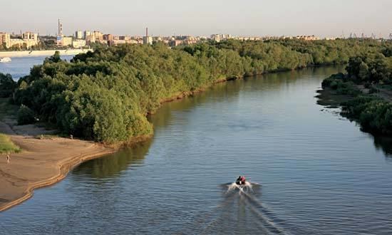 Irtysh River httpsmedia1britannicacomebmedia621518620