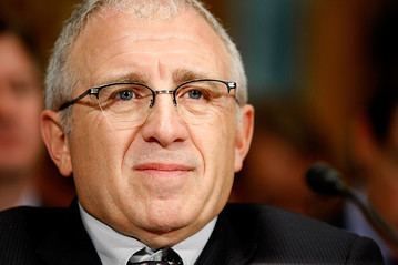 Irving Azoff Live Nation Entertainment39s Irving Azoff Tweets Up a Storm