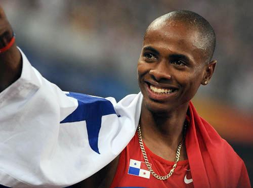 Irving Saladino Panama celebrates for first gold medal in its