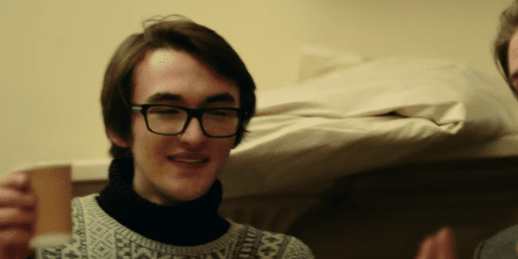 Isaac Hempstead Wright Watch Game of Thrones Bran Stark actor Isaac Hempstead Wright