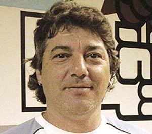 Isaías Carrasco ETA irrumpe en la campaa electoral y asesina a un ex concejal del