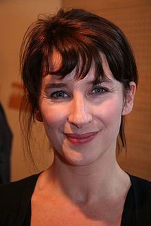 Isabelle Gélinas httpsuploadwikimediaorgwikipediacommonsthu
