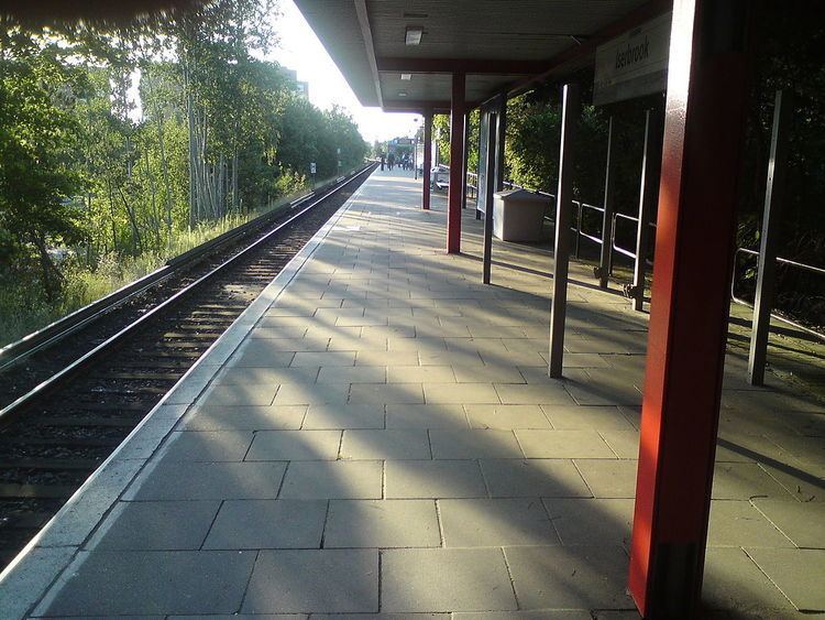 Iserbrook station