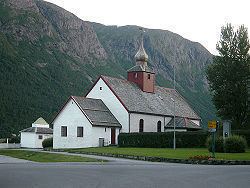 Isfjorden (village) httpsuploadwikimediaorgwikipediacommonsthu