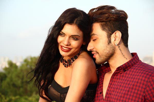 Ishq Click Movie Reviews Story Trailers Cast Songs Latest
