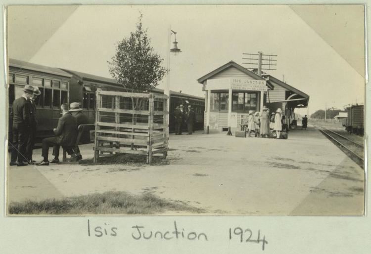 Isis Junction railway station