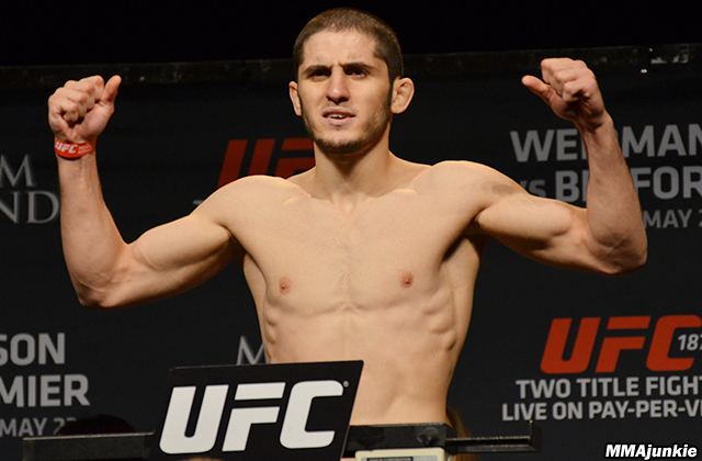 Islam Makhachev UFC 187 results Islam Makhachev impresses in debut with submission