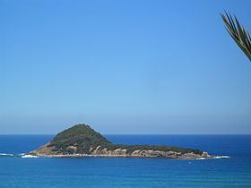 Island of El Aouana httpsuploadwikimediaorgwikipediacommonsthu