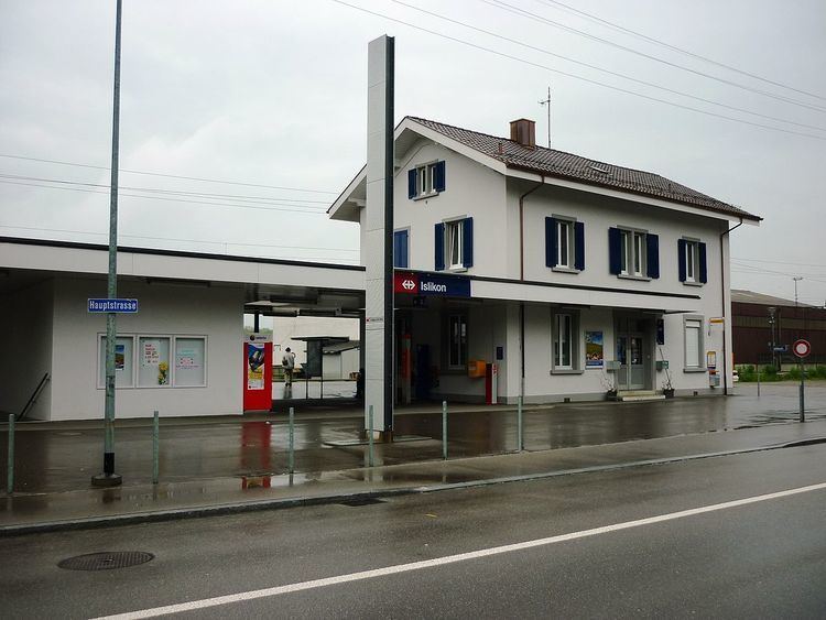 Islikon railway station