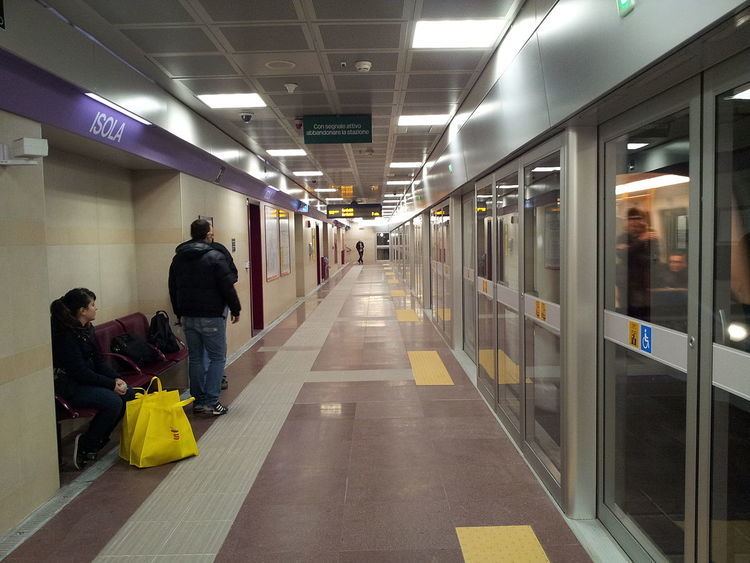 Isola (Milan Metro)