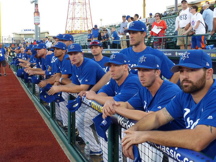 Israel national baseball team Ynetnews Culture Mensch on the bench Israel to play in World