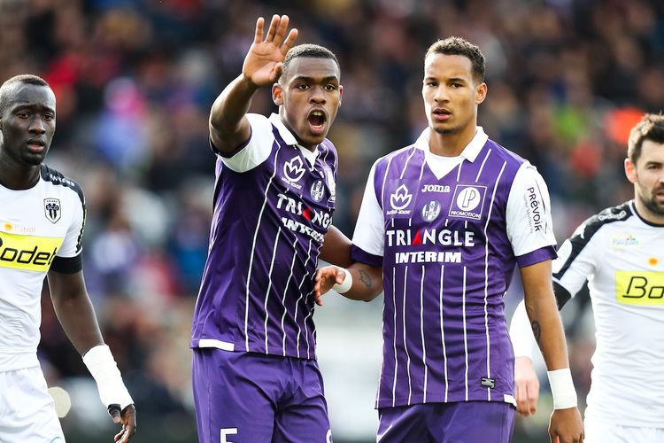 Issa Diop (footballer) Issa Diop Arsenal Target that is Building a Defensive Legacy