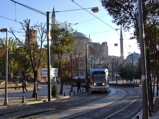 Istanbul Tram httpsuploadwikimediaorgwikipediacommonsbb