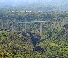 Italia Viaduct httpsuploadwikimediaorgwikipediacommonsthu