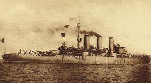 Italian cruiser Amalfi httpsuploadwikimediaorgwikipediacommonsthu