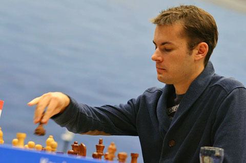 Ivan Šarić (chess player) Tata 04 Group B Bloodbath continues ChessBase